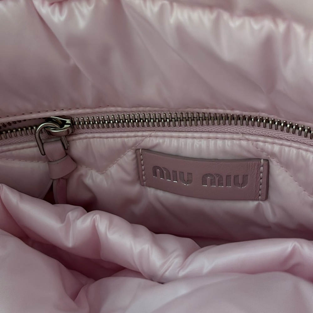 Miu Miu Quilted Star Puffer Bag w/Certificate of Authenticity - Never used - Picture 4 of 15